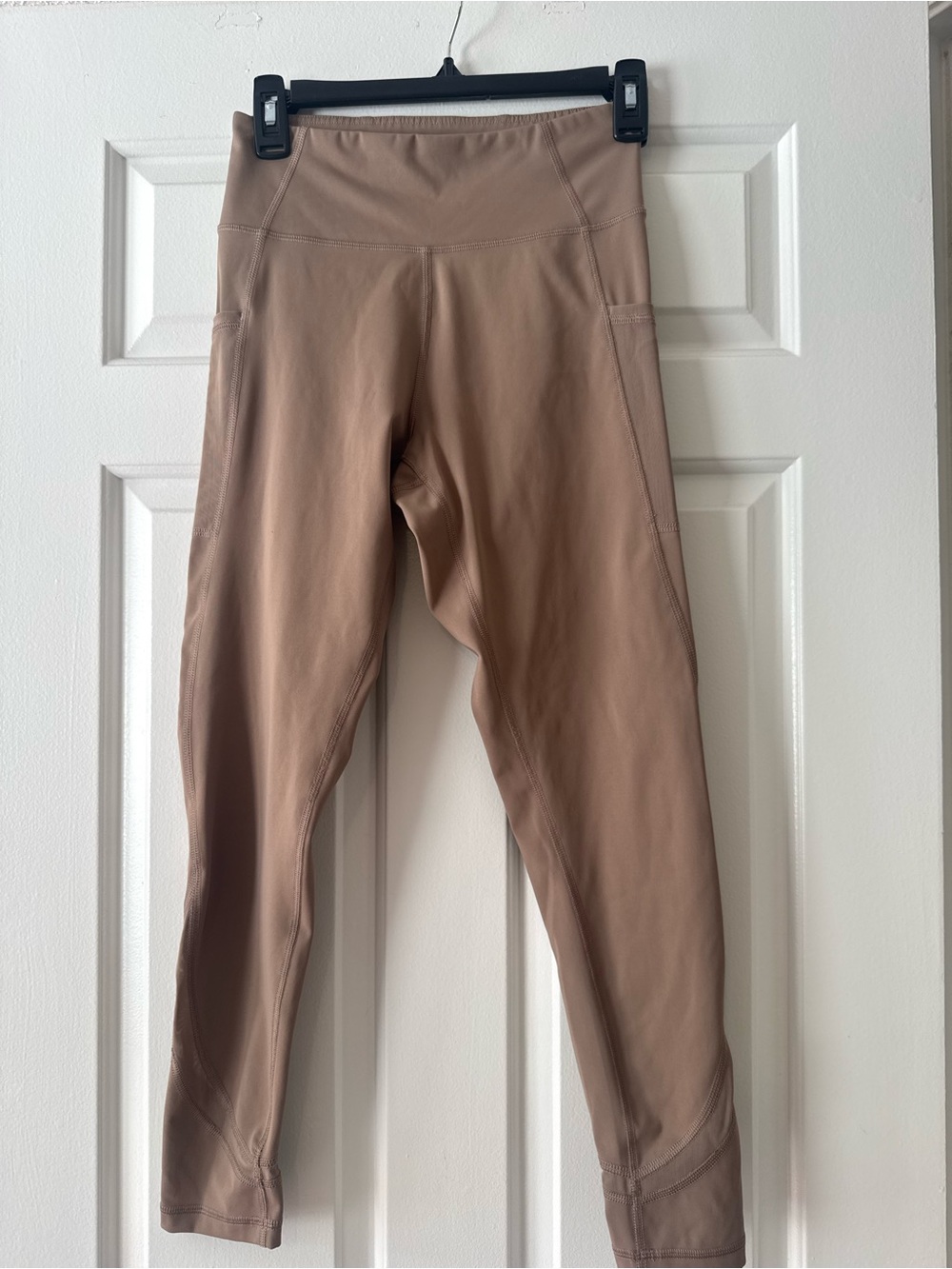 tek gear Ultraflex High-Rise Leggings in Taupe